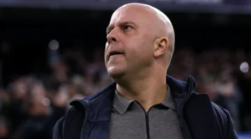 بسبب ملحق الأبطال.. آرني سلوت يبرر أداء ليفربول الصعب أمام مارسيليا الفرنسي